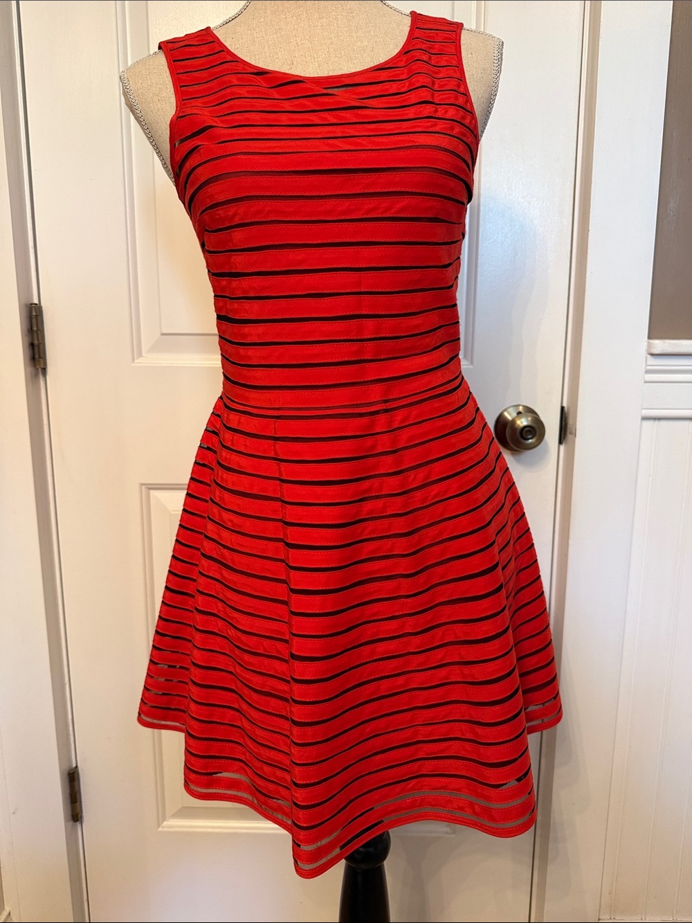 PARKER DRESS FIT FLARE SLEEVELESS BLACK WHITE GREEN STRIPS PANELS SHEER SIZE XS